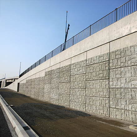 テールアルメ（補強土壁）